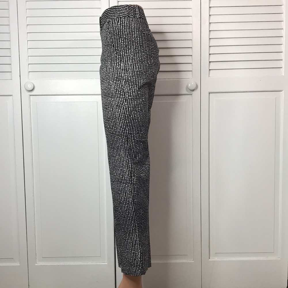 BANANA REPUBLIC Black White Printed Cropped Pants Size 6 - Picture 4 of 9